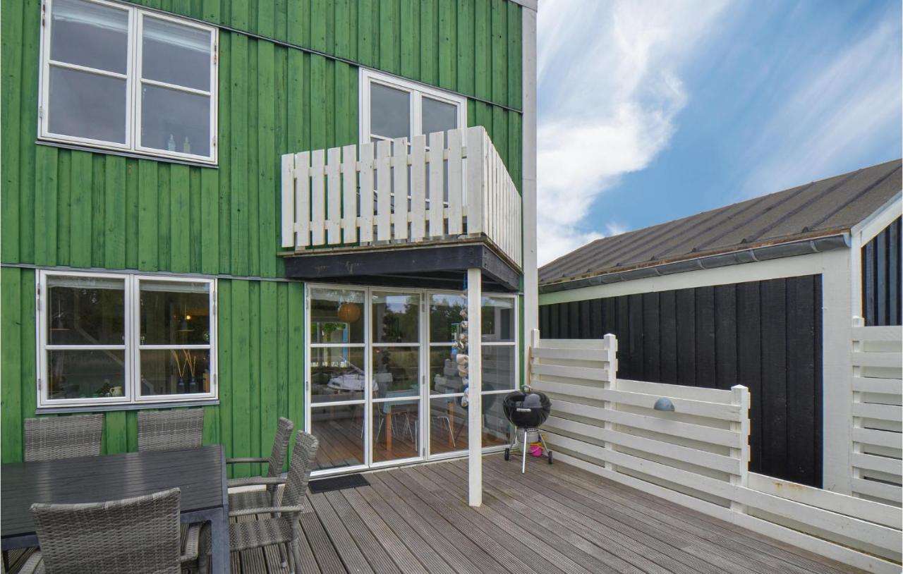 3 Bedroom Amazing Home In Ebeltoft Exterior foto