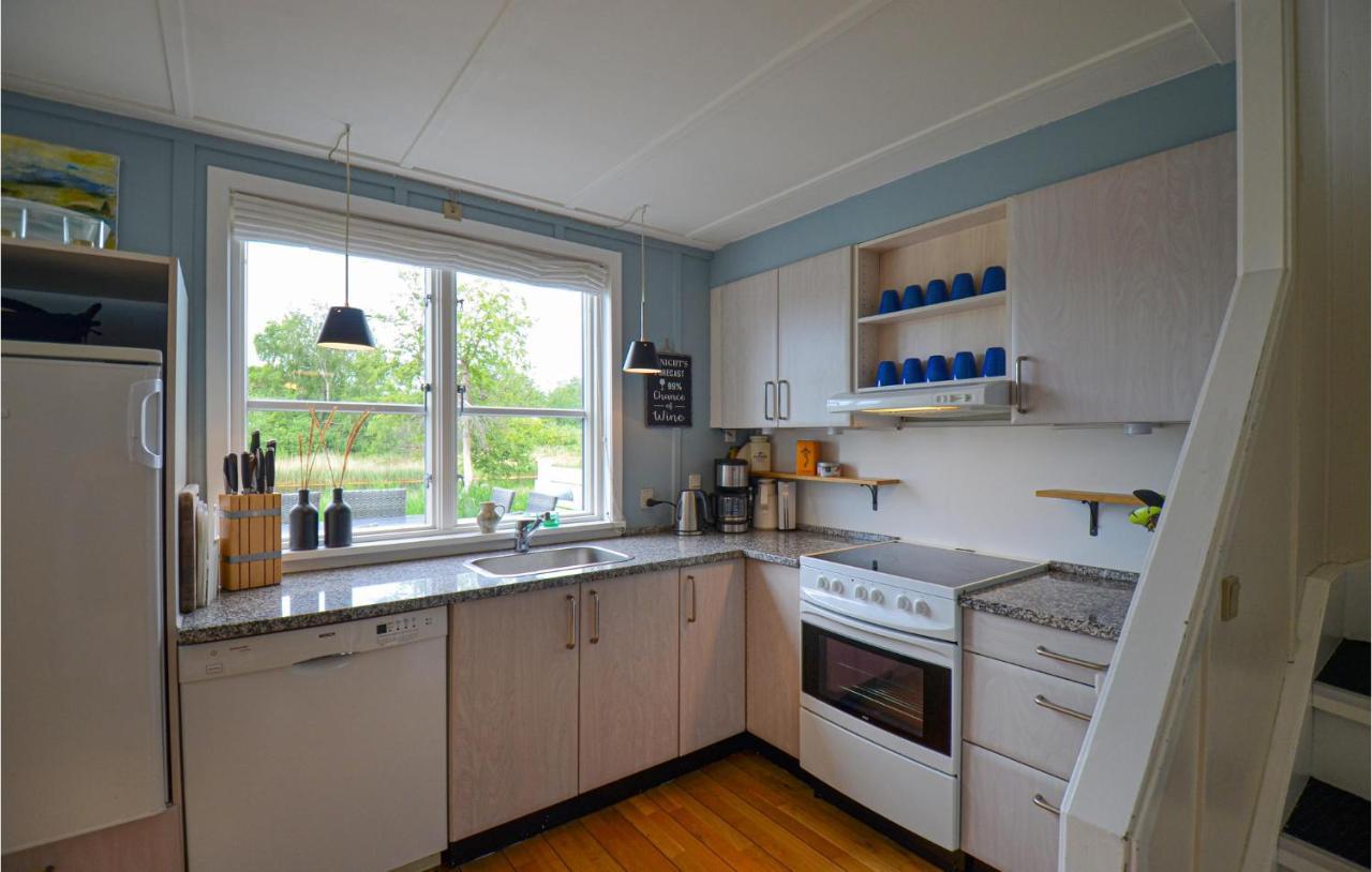 3 Bedroom Amazing Home In Ebeltoft Exterior foto