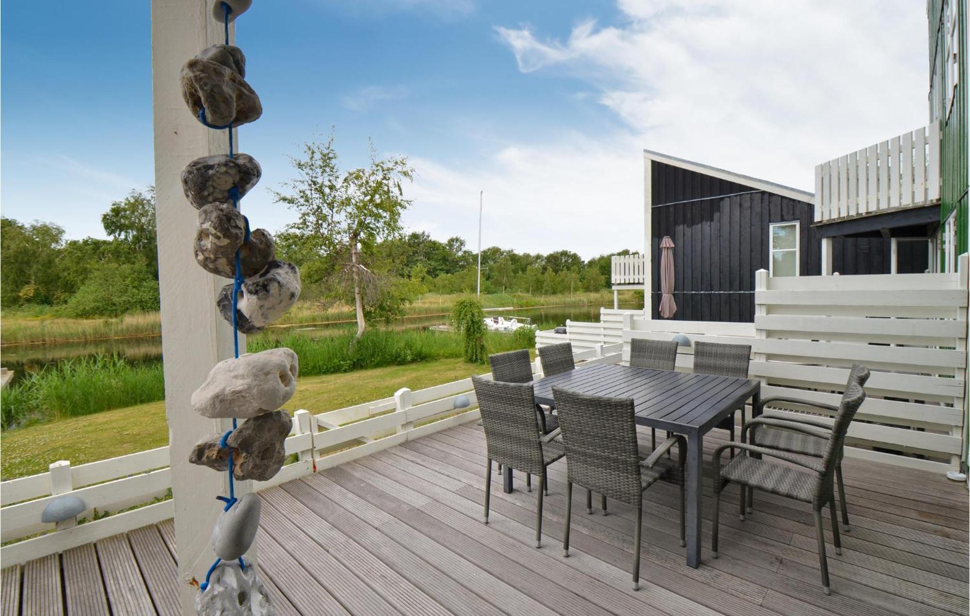 3 Bedroom Amazing Home In Ebeltoft Exterior foto